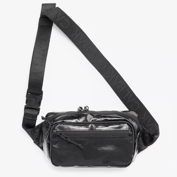 NWT Calpak Black Terra Small Sling Bag Crossbody Water-Resistant - Picture 1 of 7